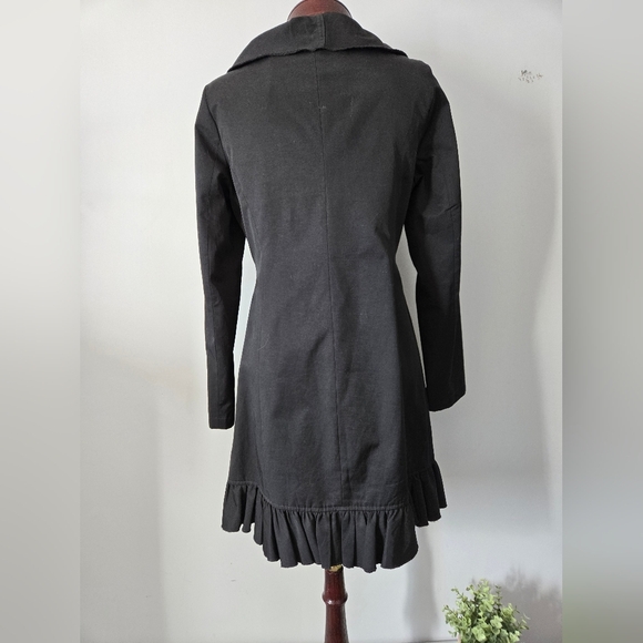 DKNY Black Ruffled Cotton Dress Coat With Bright Red Interior. Size Small - Picture 5 of 14